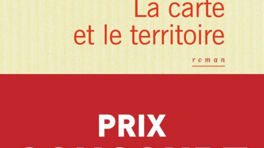 Couverture de l'ouvrage "La carte et le territoire" orné d'un bandeau rouge annonçant que le livre a obtenu le prix Goncourt 2010